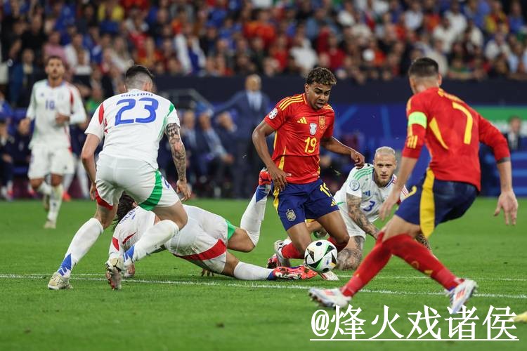 2026世界杯专家预测对比，新手判断和临场信息哪个更方便